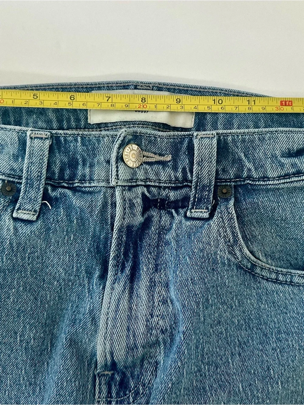 Hollister Men’s Baggy Jeans Med. Blue Wash 28 Waist Wide Leg Comfortable GUC